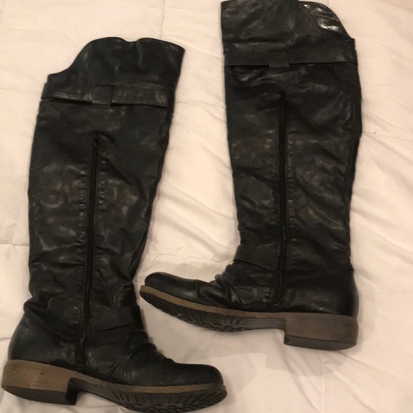 Boots - Picture 2 of 2